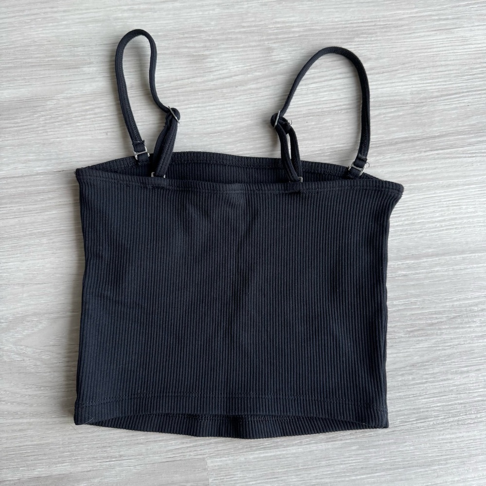 Black Ribbed Top - Picture 2 of 3